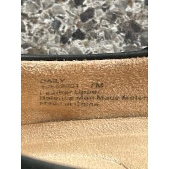 Women's Daily NATURALIZER women’s SZ 7M BLACK Leather Mary Jane Shoes - Picture 4 of 16